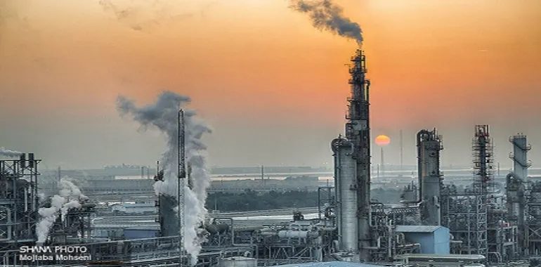 افزایش قدرت چانه‌زنی در میدان دیپلماسی با توسعه صنعت پتروشیمی